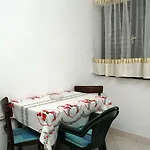 Apartment Sucuraj 136B